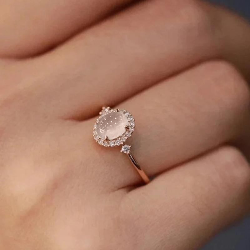 

Huitan Oval Imitation Opal Women Rings Elegant Wedding Accessories Proposal Engagement Rings for Love Gift New Statement Zircon 10