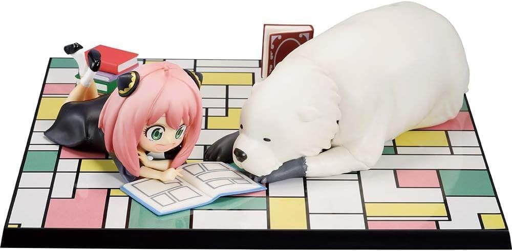 

Ichiban Kuji You Made My Day B Prize Figure with Card Holder Anya & Bond