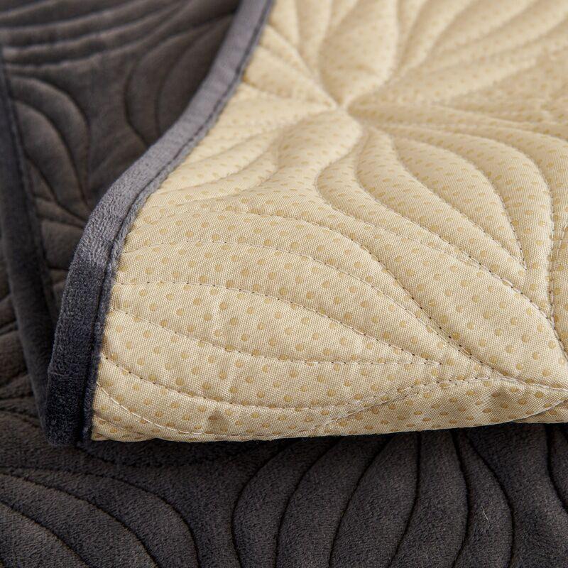 Machine Washable Non-deformable Sofa Cover Plush Ultra Soft Embossed Cushion Towel Backside with Anti Slip Particles Slipcovers