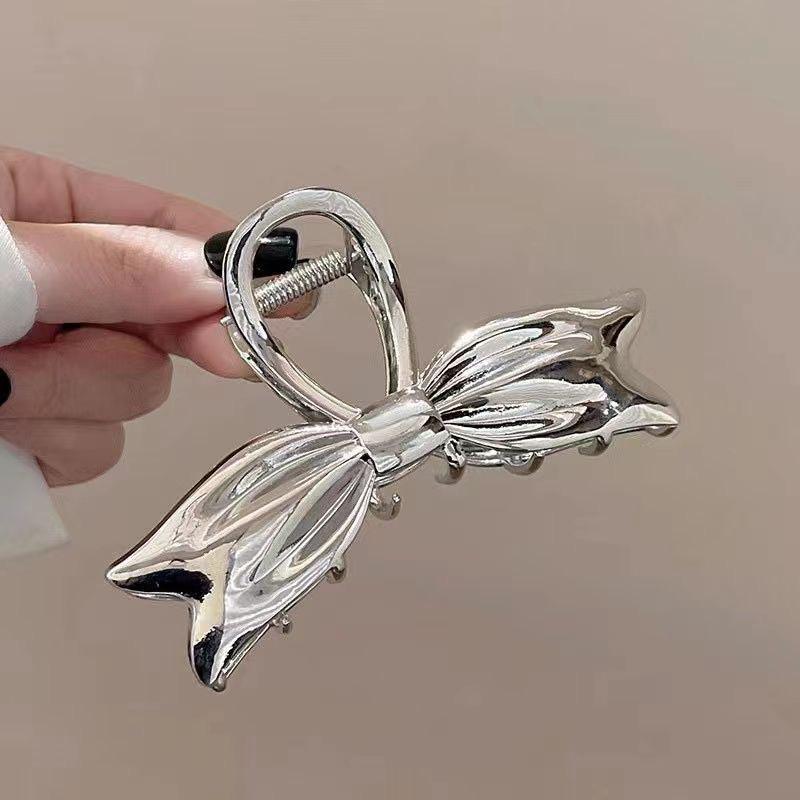 Pinza a morsetto in metallo ad alto livello con fiocco per capelli 2024 per donna: Pinza per Capelli a Forma di Squalo, Grande, Elegante, Stile Freddo, per la Nuca