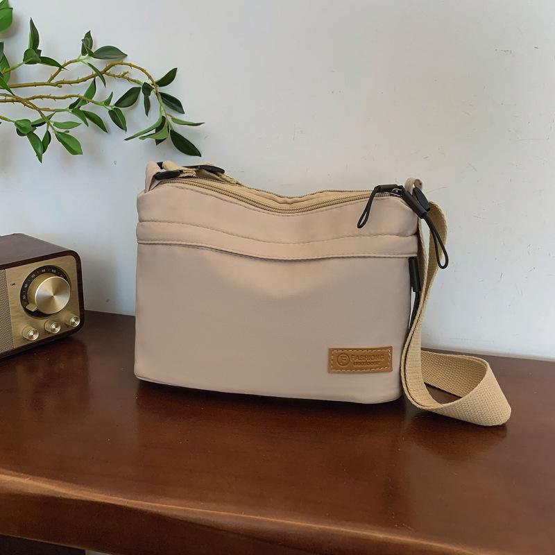 Fashion Commuter Large-capacity Shoulder Bag Women's 2025 New Spring and Summer Casual Versatile Small Square Bag Korean Version Messenger Bag