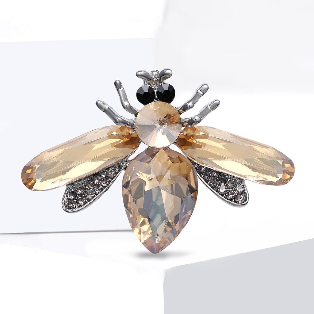 Korean Crystal Bee Brooch: Cute Insect Lapel Pin & Fashion Accessory