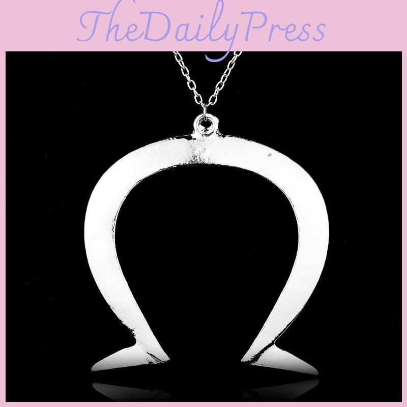 Alice Madness Returns Collectors Necklace With Alloy Pendant For Cosplay And Gift