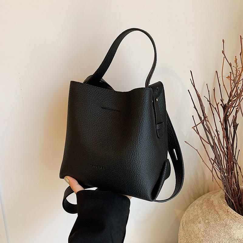 Lychee pattern handbag bag women's new trendy niche bucket bag versatile ins shoulder messenger bag wholesale