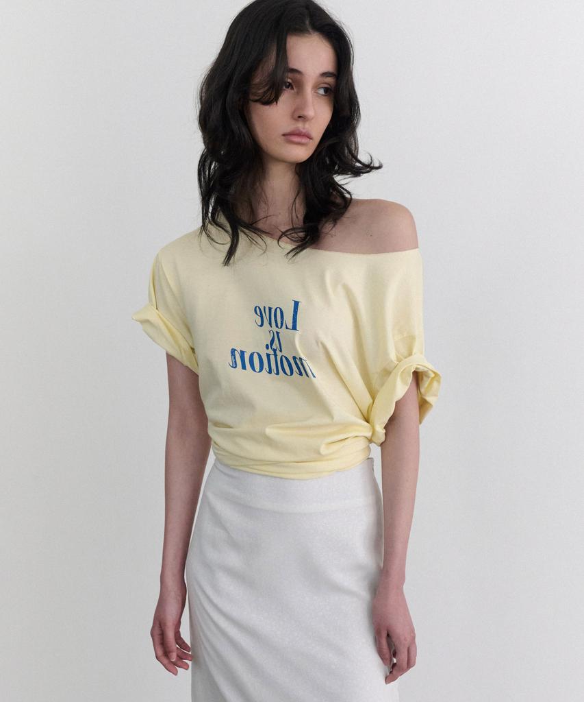 ANDNEEDS Love Is Motion Half Tee (Yellow)