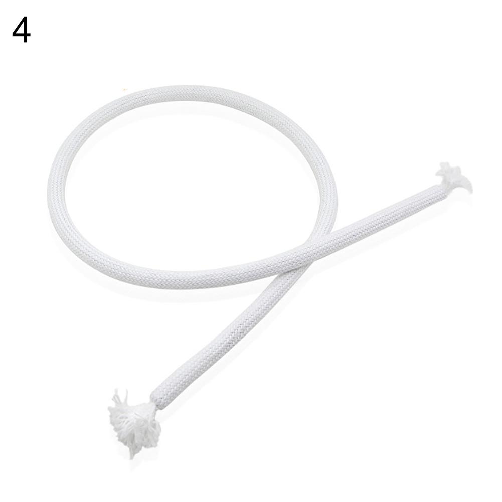 

Индийская жесткая веревка крупным планом уличная вечеринка сцена дети фокус игрушка белый