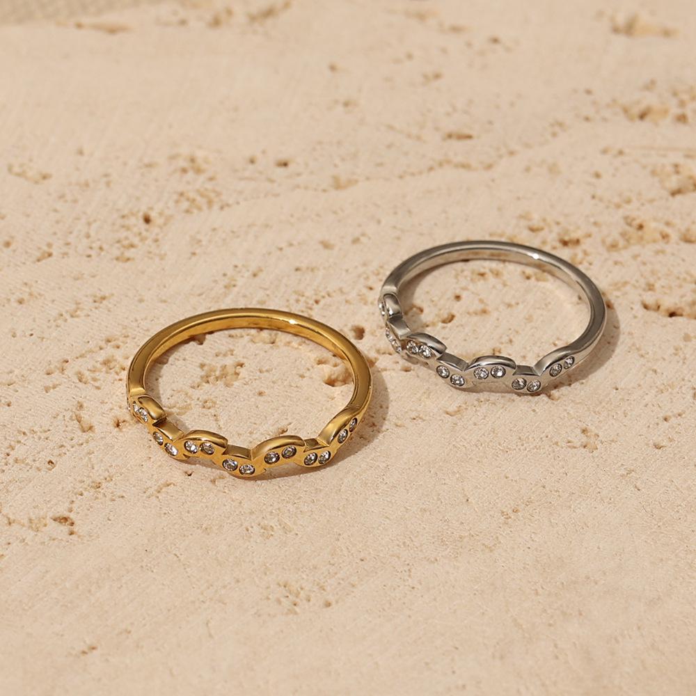Gold Geometric Rhinestone Zircon Ring: Light Luxury, High-End Design, Personalized for Girls