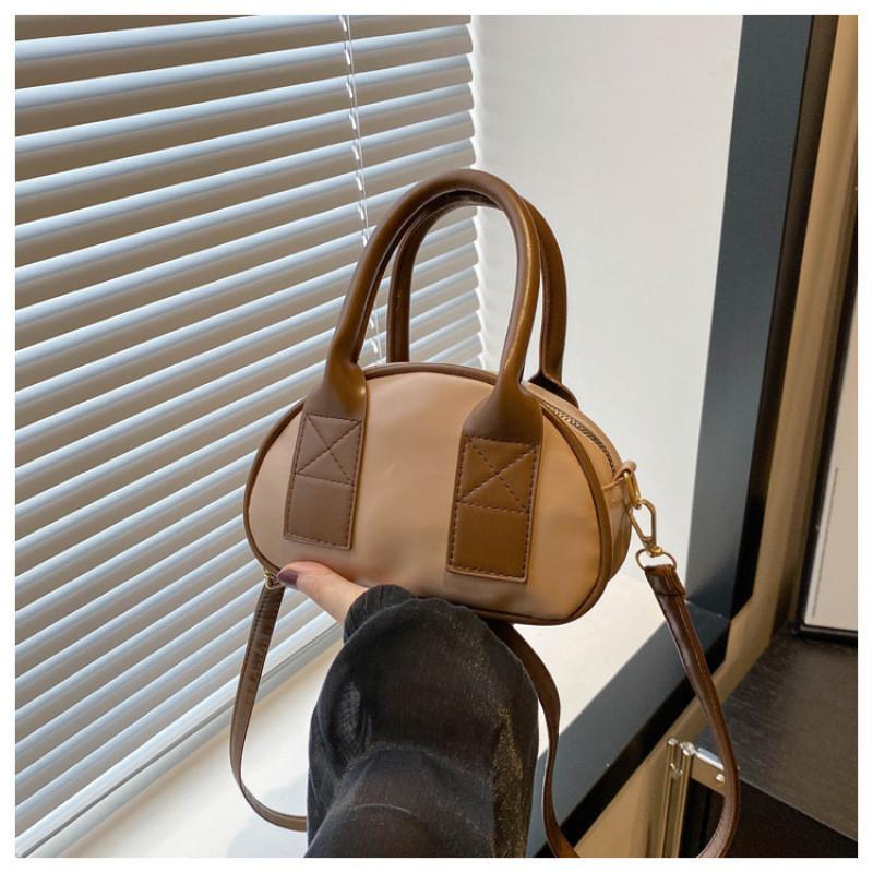 

Color Minimalist Block Shoulder Bag With Zipper Closure For Women Daily хаки