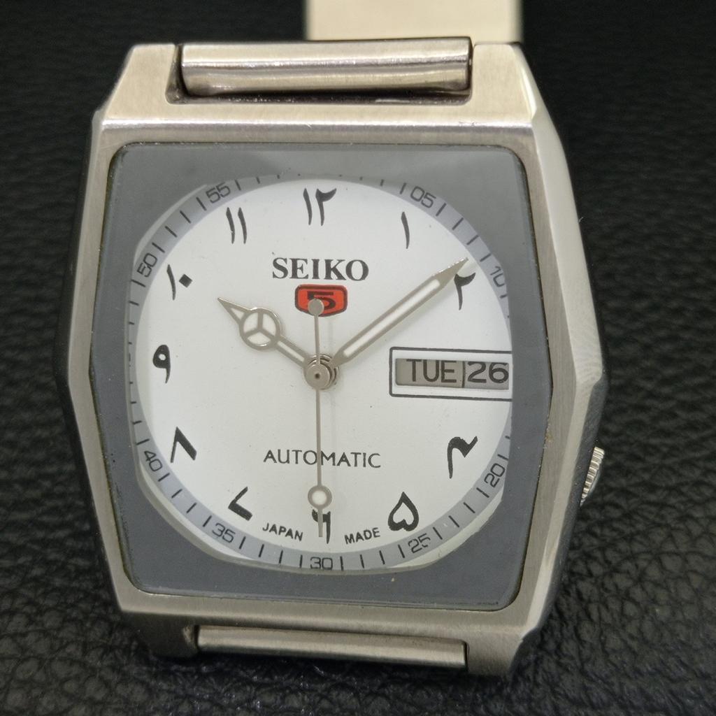 GENUINE VINTAGE SEIKO 5 AUTOMATIC 7009A JAPAN MENS WHITE DIAL WATCH A702439-5 R124-a702439