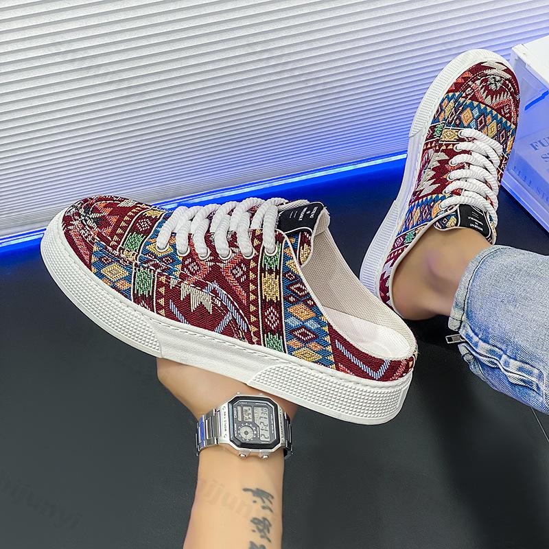 Men's Canvas Slippers 2025 Summer Fashion Student Skateboard Shoes Anti Slip Platform Breathable Outdoors Men's Casual Slippers