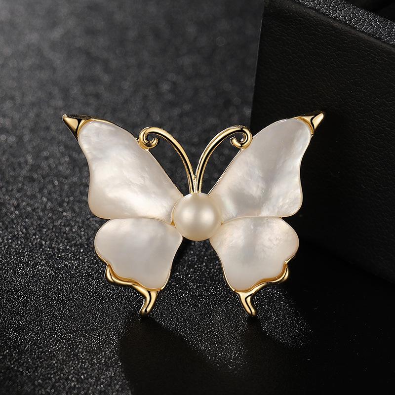 Bo Xin Yun Elegant Seashell Butterfly Brooch with Freshwater Pearl - Simple Clothing Accessory Pin