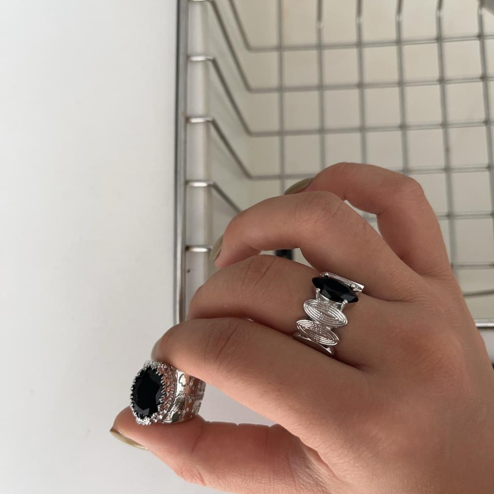 Bague Punk Vintage Zircon Hommes Femmes Hip Hop Tendance Bague Ouverte Réglable Bijoux Cadeau pour Fête Festival de Musique Usage Quotidien