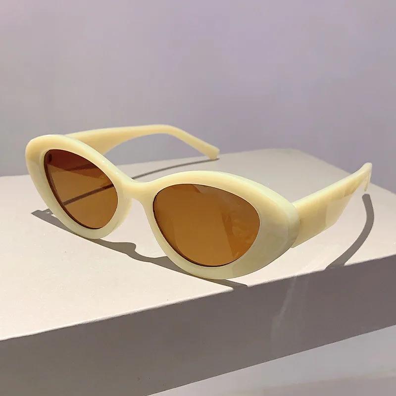 Luxury Brand Designer Vintage Cat Eye Sunglasses Women For Men Sun Glasses Trendy Punk Popular Jelly Sexy Ladies Eyeglasses