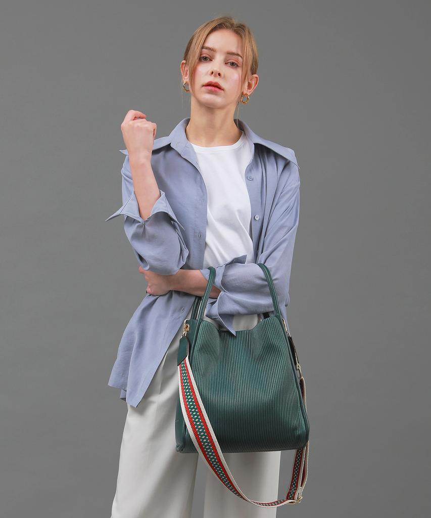 Banabana Bunny A Tote & Crossbody Bag