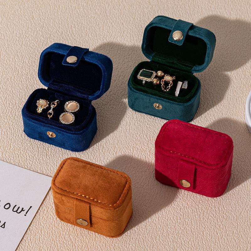 Minimalist Velvet Ring & Stud Earrings Gift Box