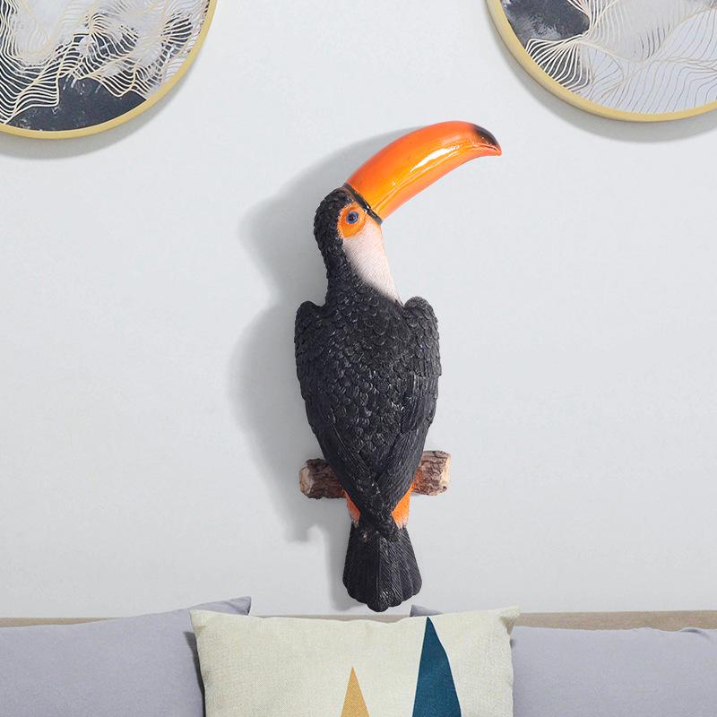 Toucan Resin Hanging Ornament - Decorative Animal Accent for Home, Garden, Wall, or Balcony
