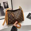 Premium Bag Women's New Light Luxury Commuter Bag Retro Printed Shoulder Bag Oblique Span Small Square Bag Pillow Bag