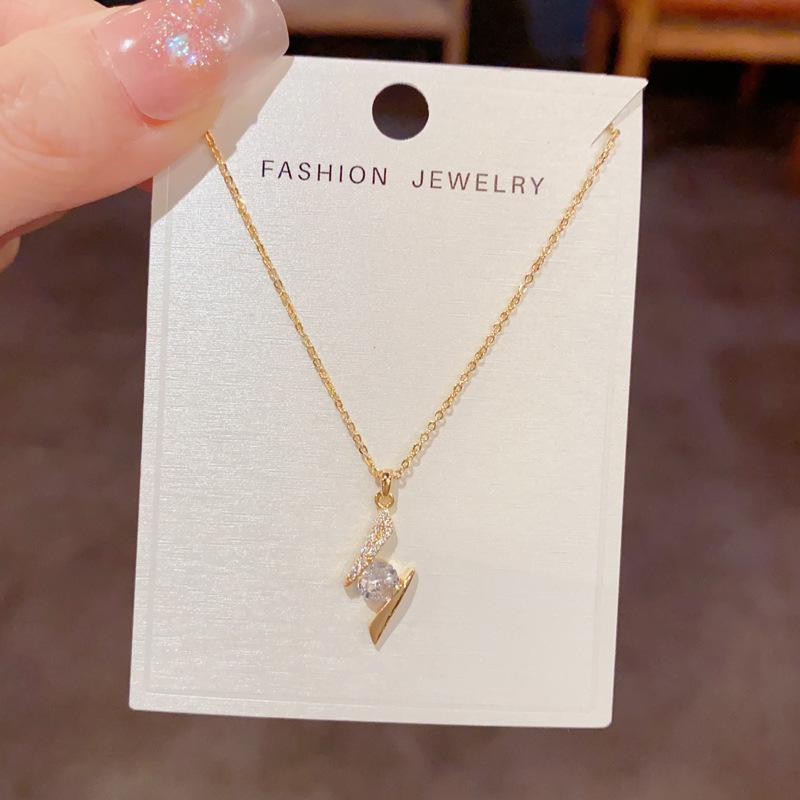 Fashion Minimalist Rhinestone Lightning Pendant Clavicle Necklace Light Luxury Versatile Jewelry For Women