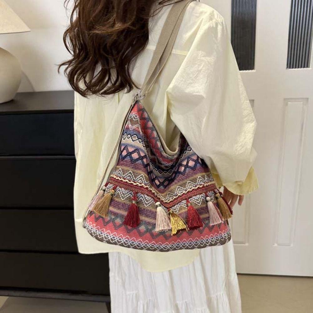 Woven Ethnic Style Backpack Tassel Bohemian Shoulder Bag Portable Fringe Shoulder Bag Outdoor