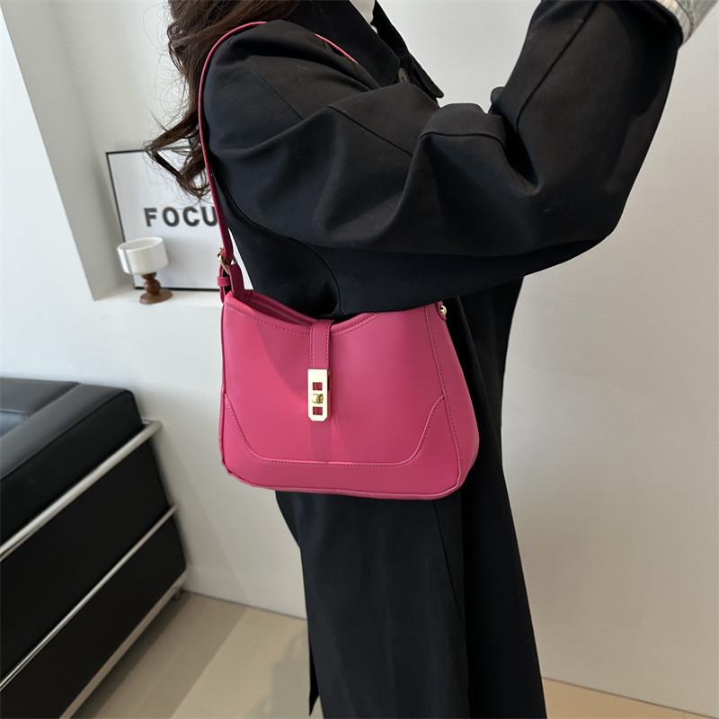 2024 Spring New Simple Commuter Bag Street Fashion Shoulder Bag Pu Material