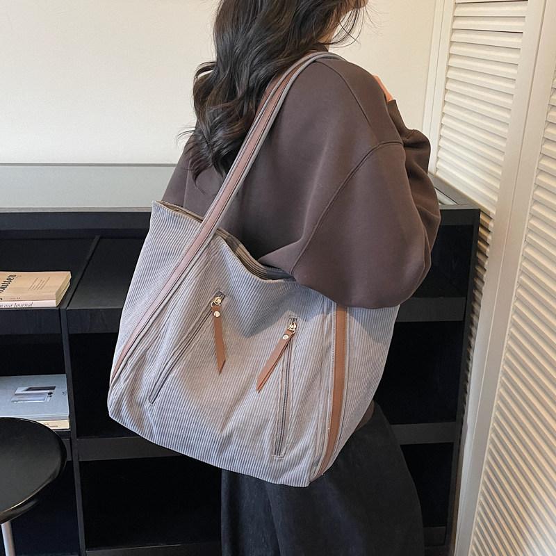 Corduroy canvas bag for women, relaxed style, large capacity tote bag, niche versatile casual shoulder commuter tote bag серый