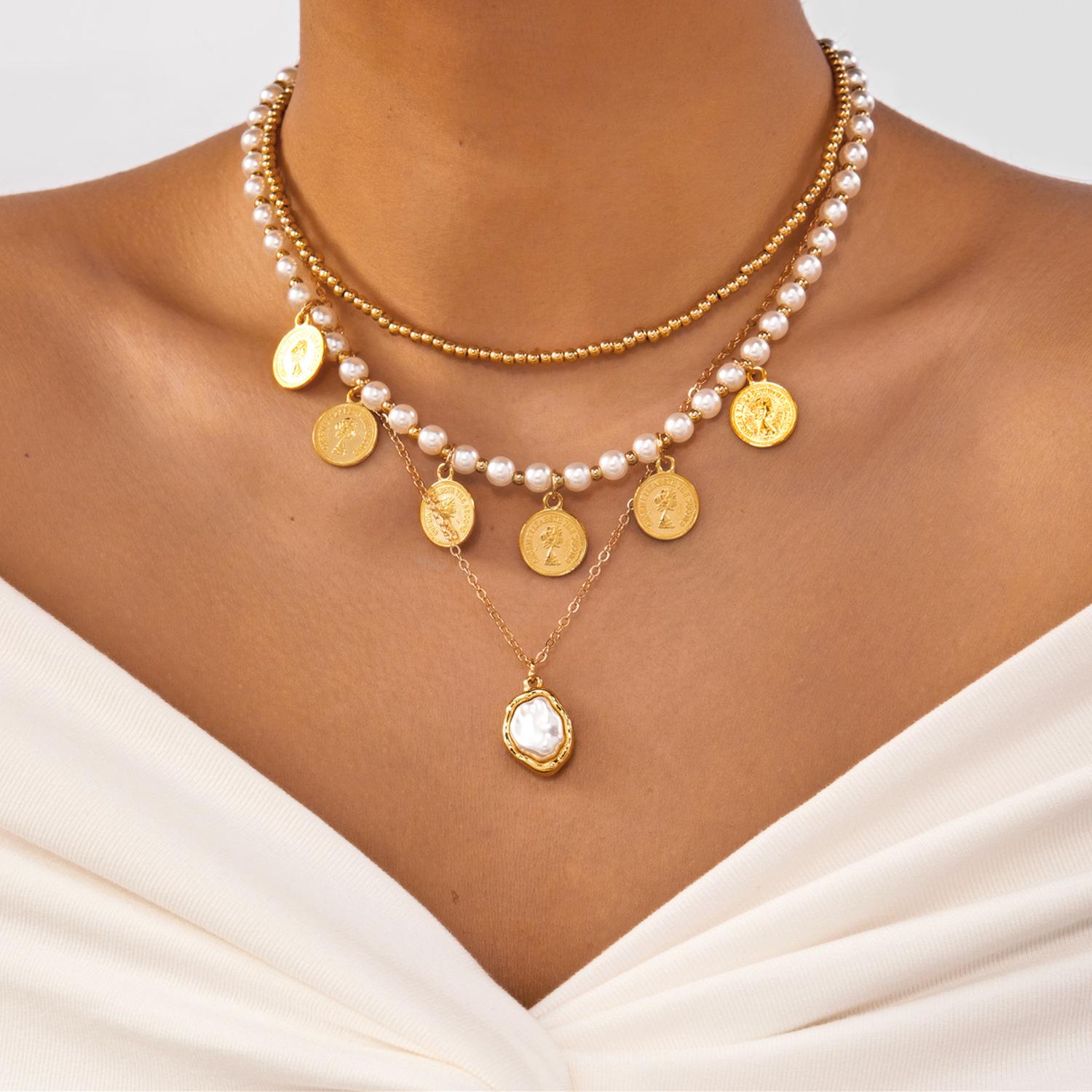 Многослойное жемчужное колье-монета в европейском и американском стиле с барочным кулоном и цепочкой на ключицу
