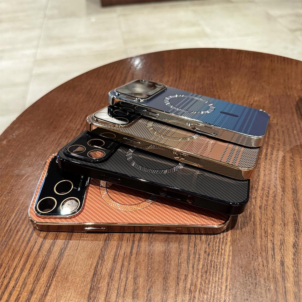 iPhone 17 Pro Max Carbon Fiber Magnetic Case with Large Window - Compatible with iPhone 16/17 Pro.