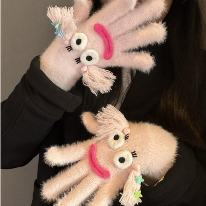 Korean version Cute funny ugly cute gloves winter female velvet warm windproof cold student riding touch screen five fingers
