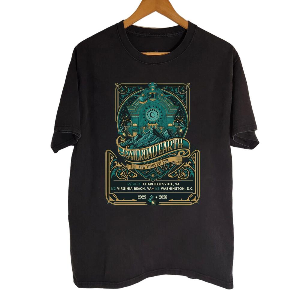 

New Year’s run kicks off tonight 2026 SHirt ALl size S5XL T324 Unisex T-Shirt XL