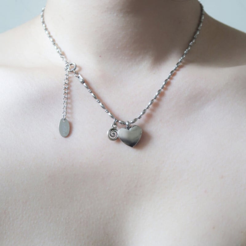 821WEBSERVICE heart spin necklace