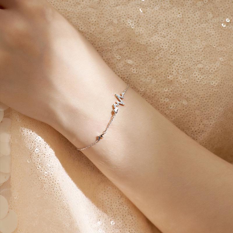 Elegante Pulsera de Corazón de Circonita y Perla para Mujer