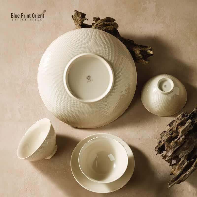 Lan Yin Dong Fang Jade Ruyi Grey Pottery 40-Piece Dinnerware Set