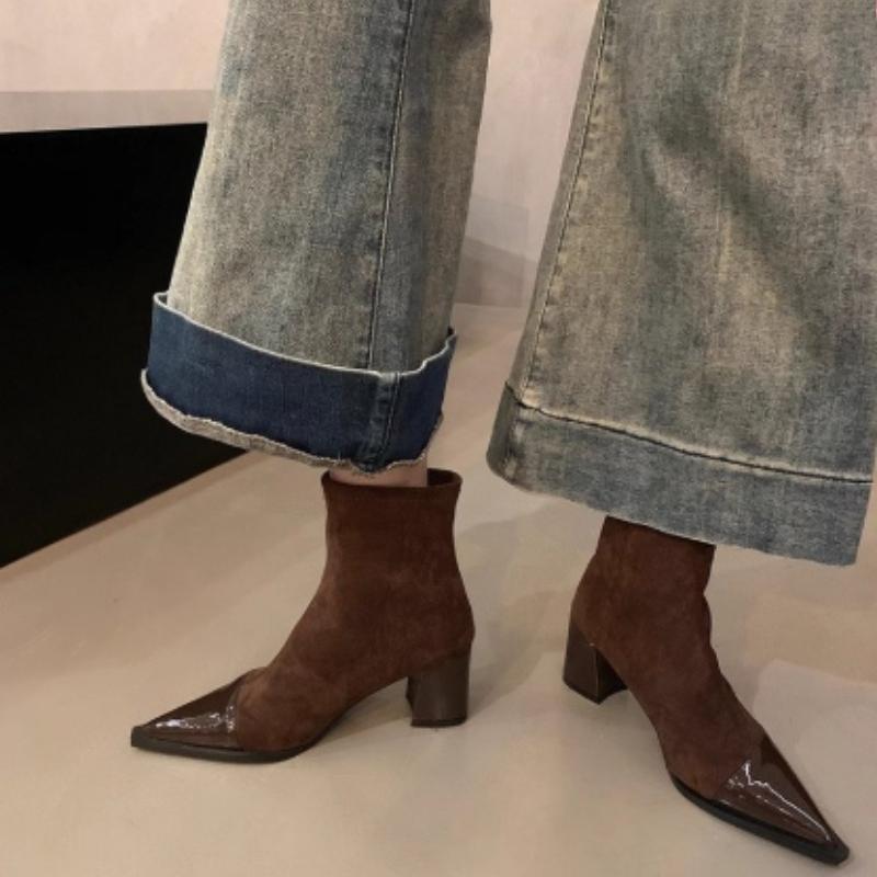 Autumn and Winter New Light Luxury French Niche Design Pointed Toe Thick Heel Slimming Elastic Boots Women's High-heeled Boots