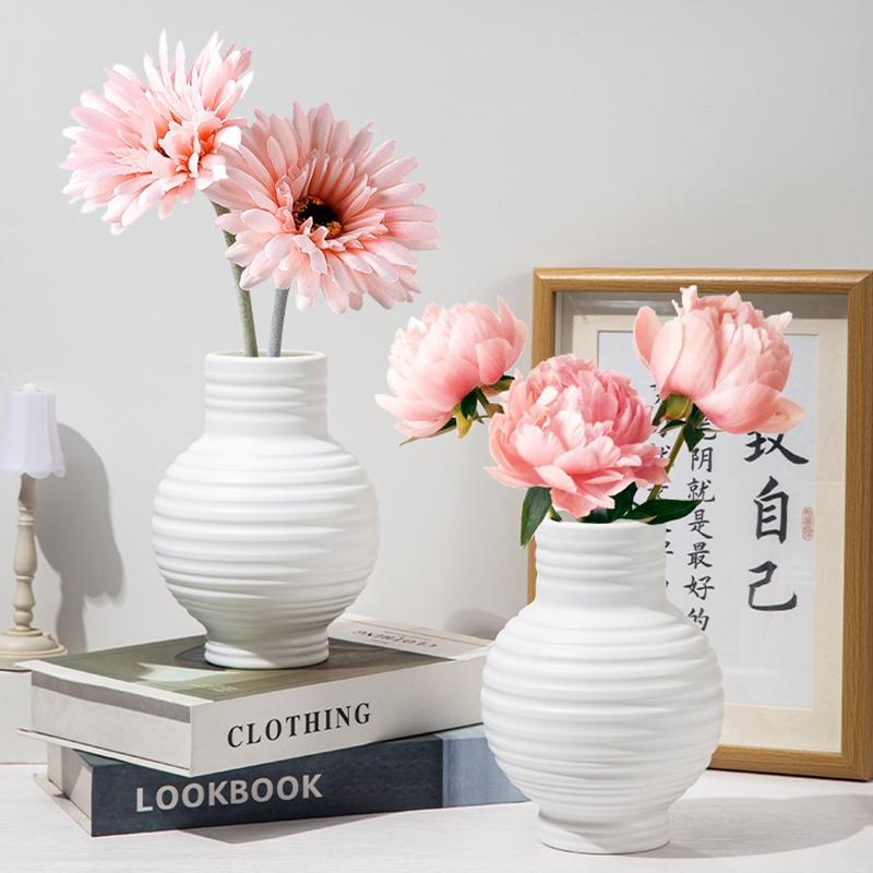 Plastic Flower Vase for Flowers Desk Accessorie Interior Accessories Table Decoration and Accessories Room Decoration