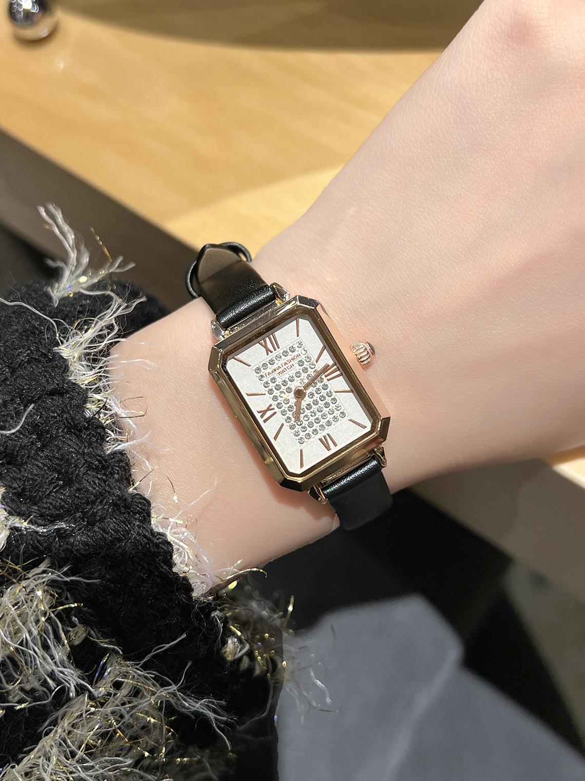 

Nice JEWELRY LADY WATCH FOR DRESSING AND PARTY Yes разноцветный