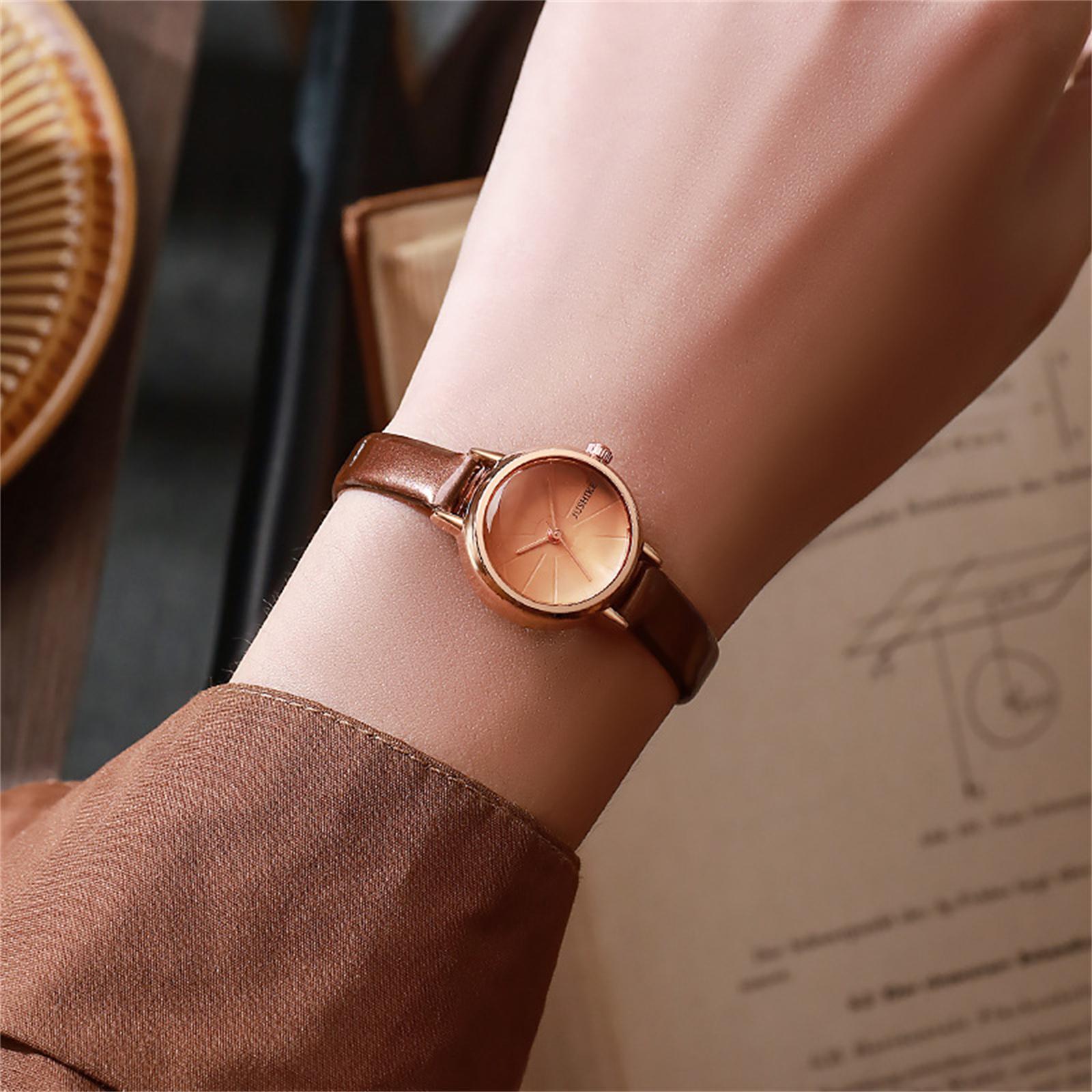 

Женские модные кожаные часы One Size кофейный