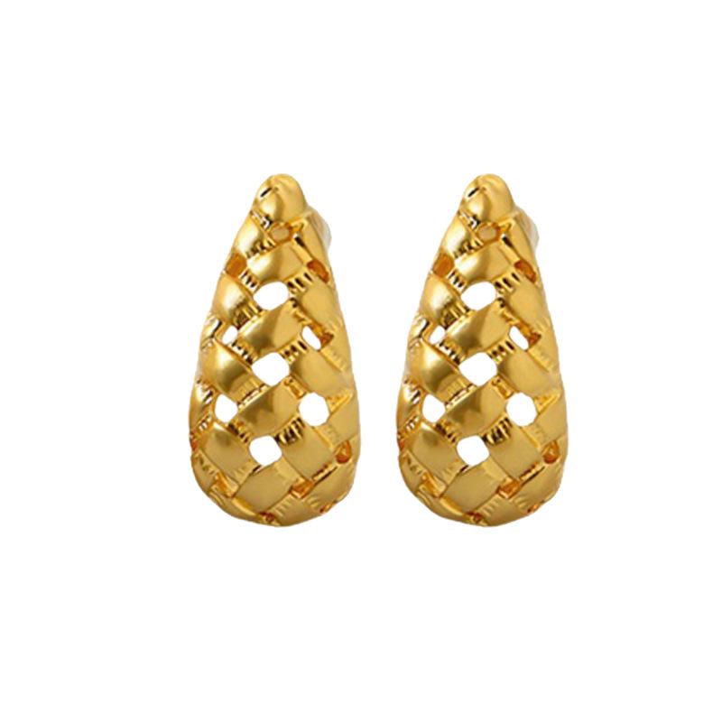 French Luxury Teardrop Mesh Earrings: S925 Silver Needle, Little Fragrant Style, Glossy Diamond Pattern.