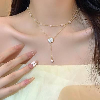 Doppellagige Kamelien-Edelstahlkette - Elegantes koreanisches Design mit langer Quaste und Schlüsselbeinkette