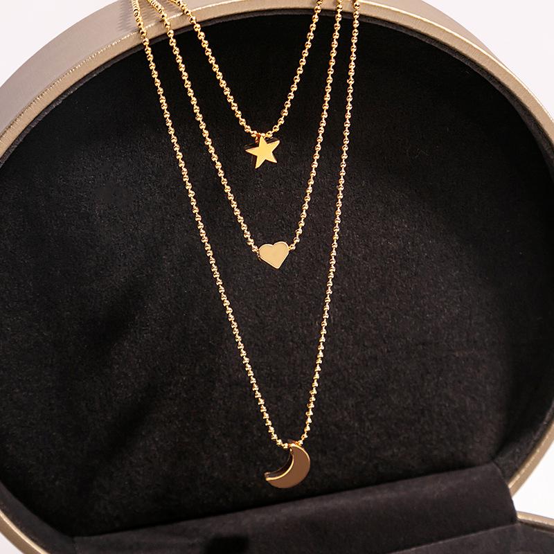 Retro metal pendant collarbone chain, creative retro simple star moon love necklace for women
