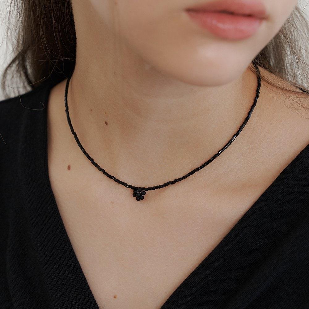 N392 Petit Flower Necklace - Black(N392-Bk)