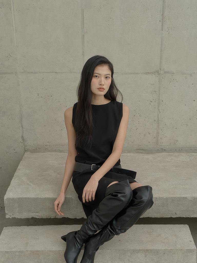 Deoenel Asymmetrical Pointed Dress - [Black]