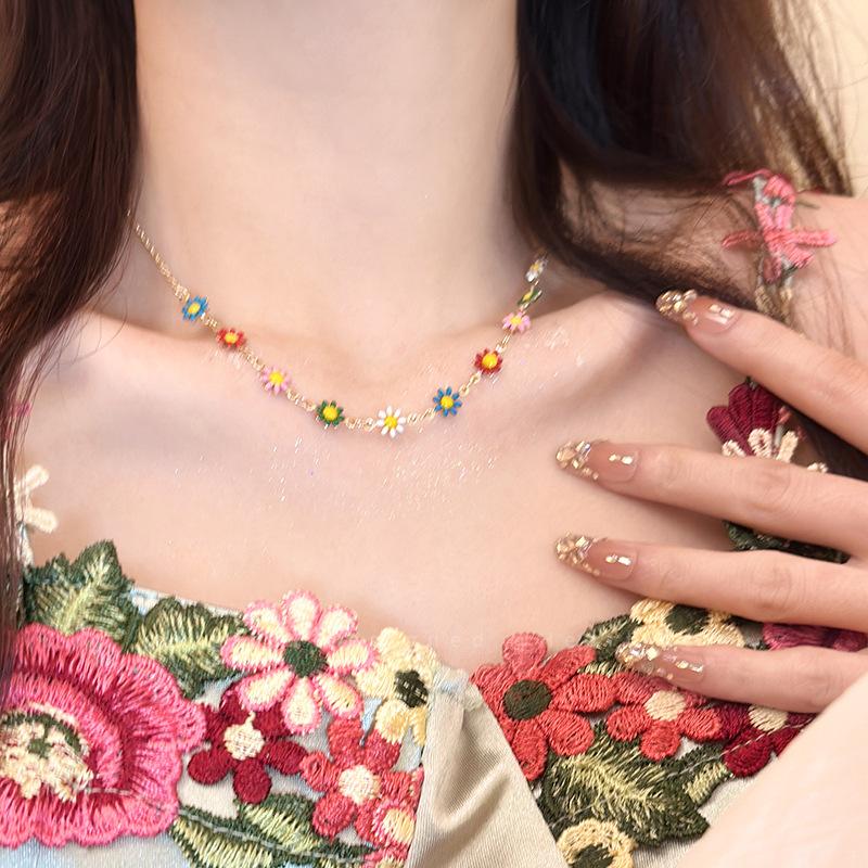 Summer Oil Drop Flower Necklace Vacation Wind Sweet Temperament Collarbone Chain Niche Fashion Versatile Jewelry Women