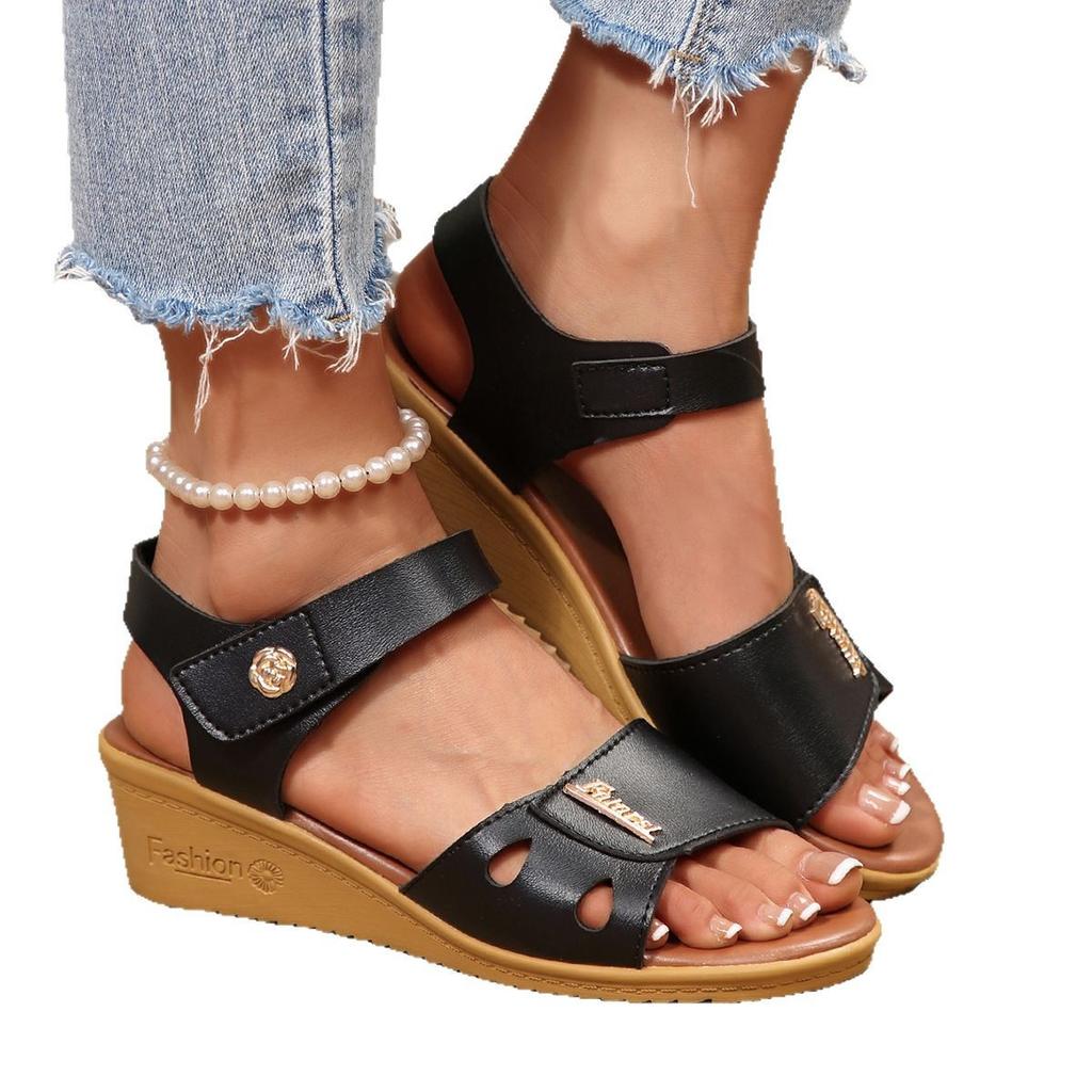 Summer mother sandals women's wedge heel leather soft sole middle-aged and elderly middle-heeled beef tendon sole versatile non-slip sandals