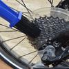 Dreiseitiges Fahrradketten- & Motorrad-Kurbelgarnitur-Reinigungsbürsten-Set