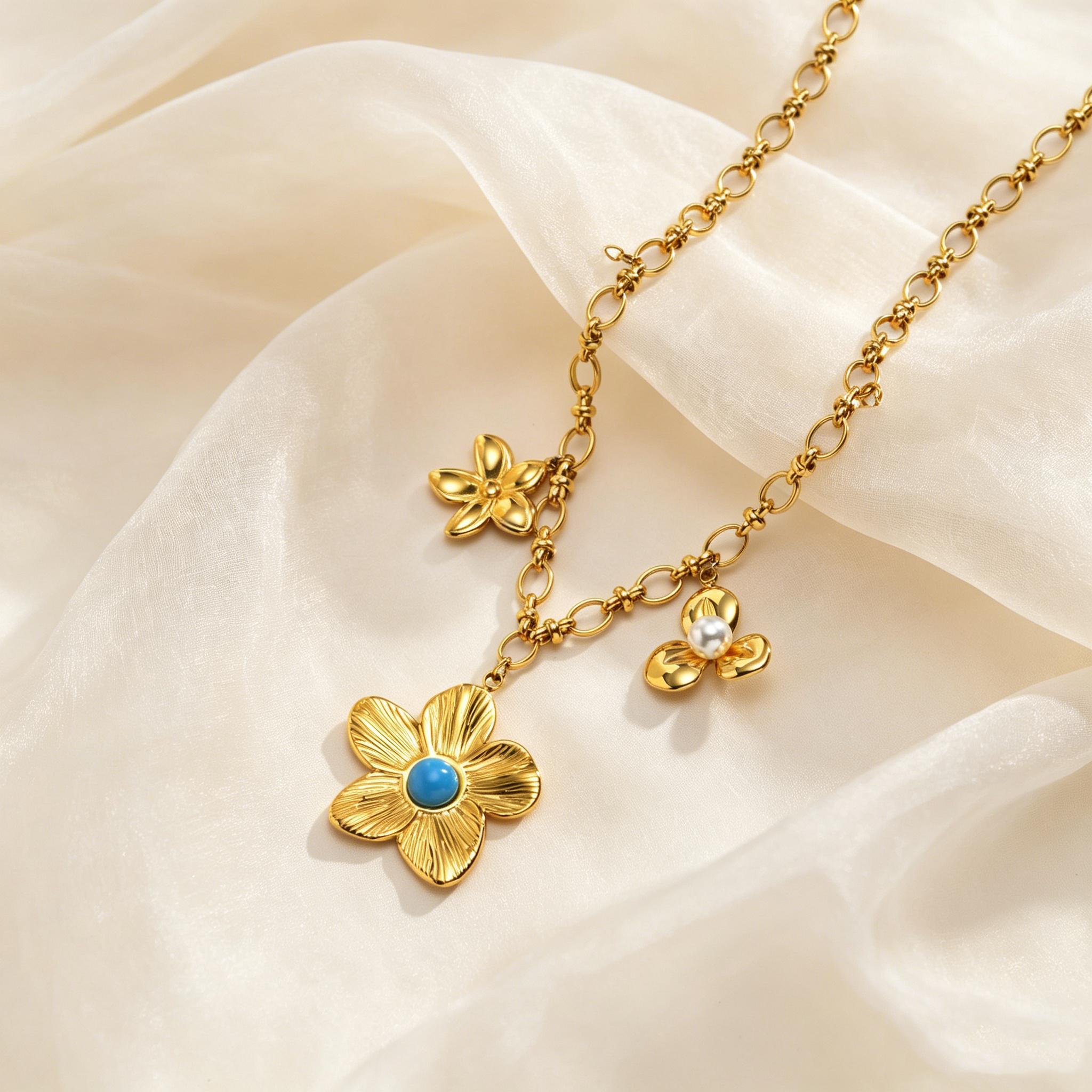 18K Gold Plated Flower Pendant Necklace for Women Heart Imitation Pearl Floral Charms Necklace Stainless Steel Statement Jewelry