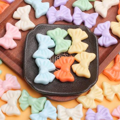 7 pezzi 22,5*28 mm Acrilico Colore Solido Cuore Fiocco Perline Sfuse Accessori per Gioielli Fai da Te Per la Creazione di Braccialetti Orecchini