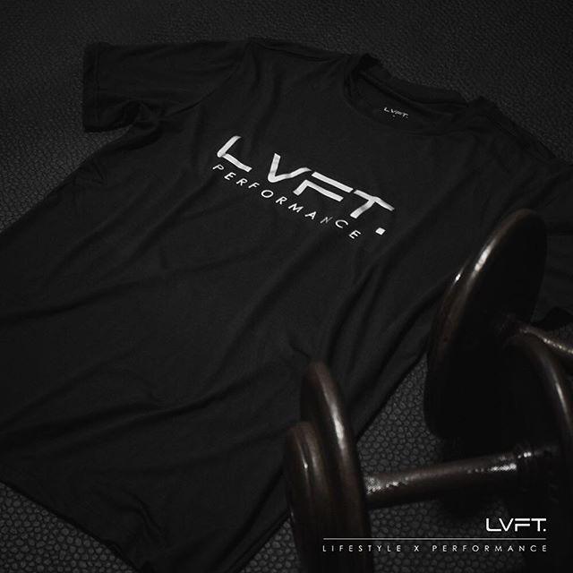 Men's Fitness Crew Neck T-shirt - Sweat-Wicking, Breathable, Short Sleeve, Tight Fit, Versatile for Casual, Training, and Running