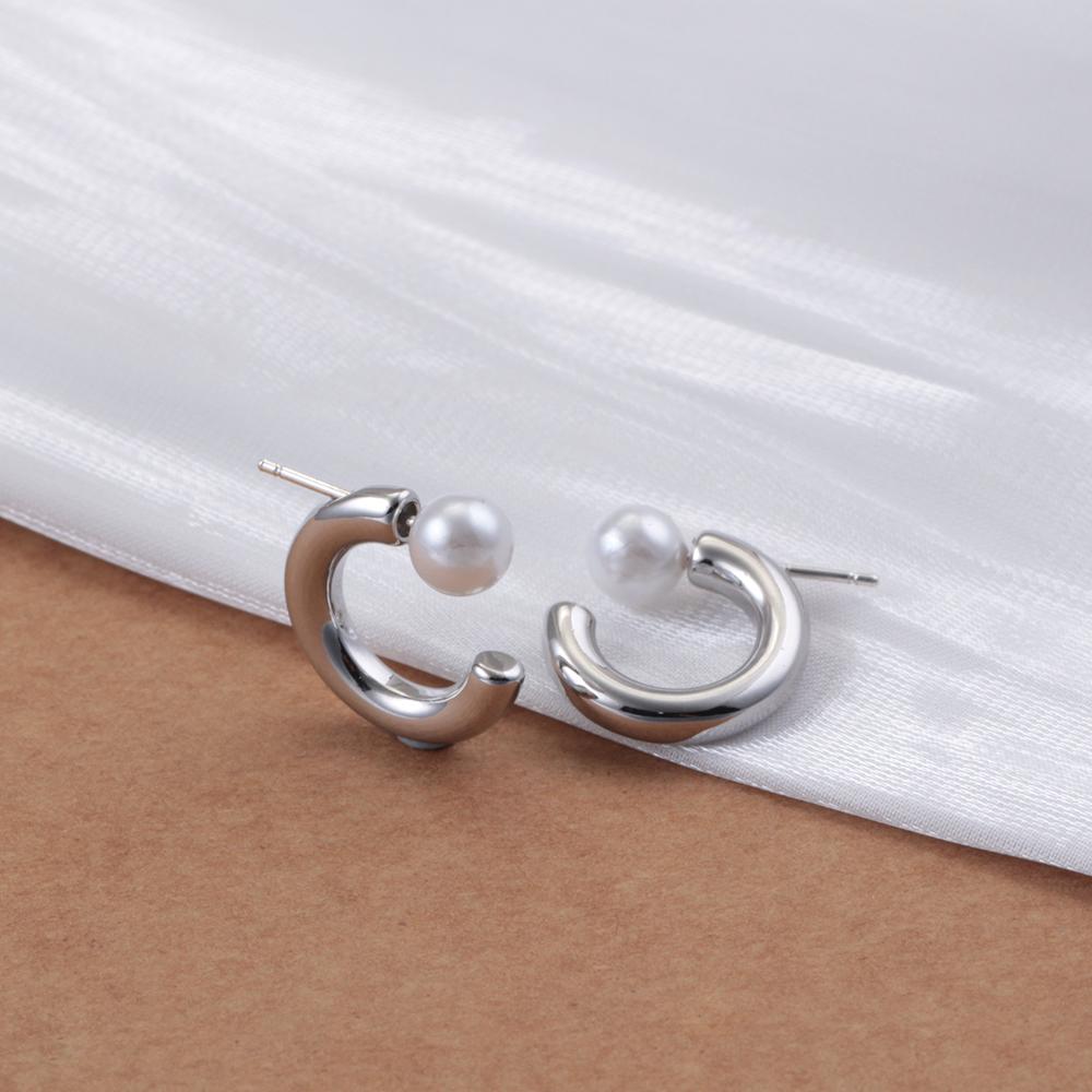 The Latest 925 Sterling Copper Popular Style Is Fashionable Simple Zircon Ear With Elegant Temperament Suitable For Women