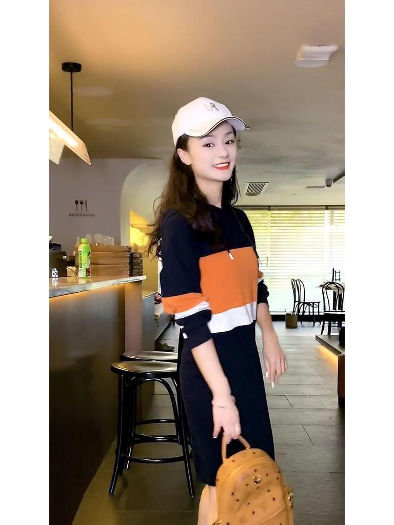 Dámské mikinové šaty s kapucí v korejském stylu - Středně dlouhé, Slim fit, Velká velikost, Trend podzim/zima