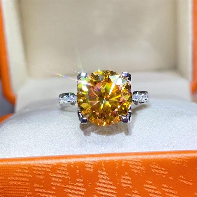 5-Carat Yellow Moissanite Round Gold Diamond Ring, European & American Slim Waist Style, Platinum Finish